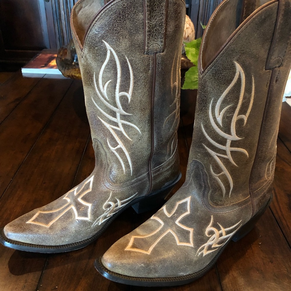 Justin 9.5 B Womens Leather Cross Design Boots